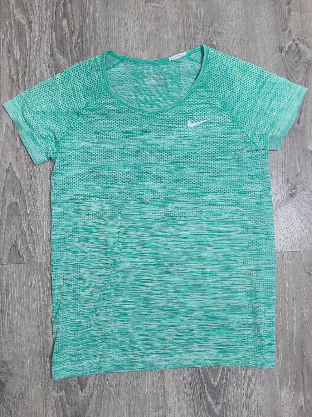 Nike Dri-FIT Running Reflective Short Sleeve T Teal Green Athletic - Size Medium